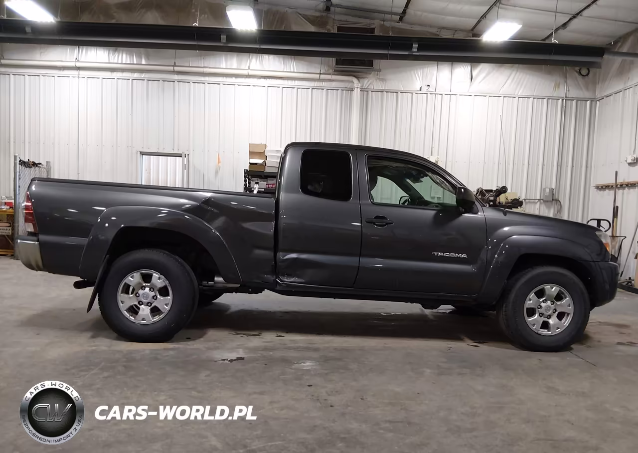 2010 Toyota Tacoma Base V6 VIN:5TEUU4EN5AZ684093 - 13