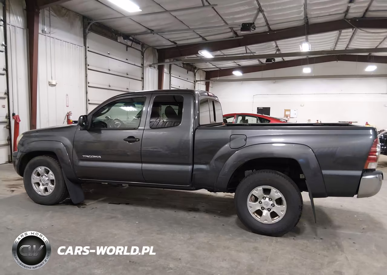 2010 Toyota Tacoma Base V6 VIN:5TEUU4EN5AZ684093 - 14