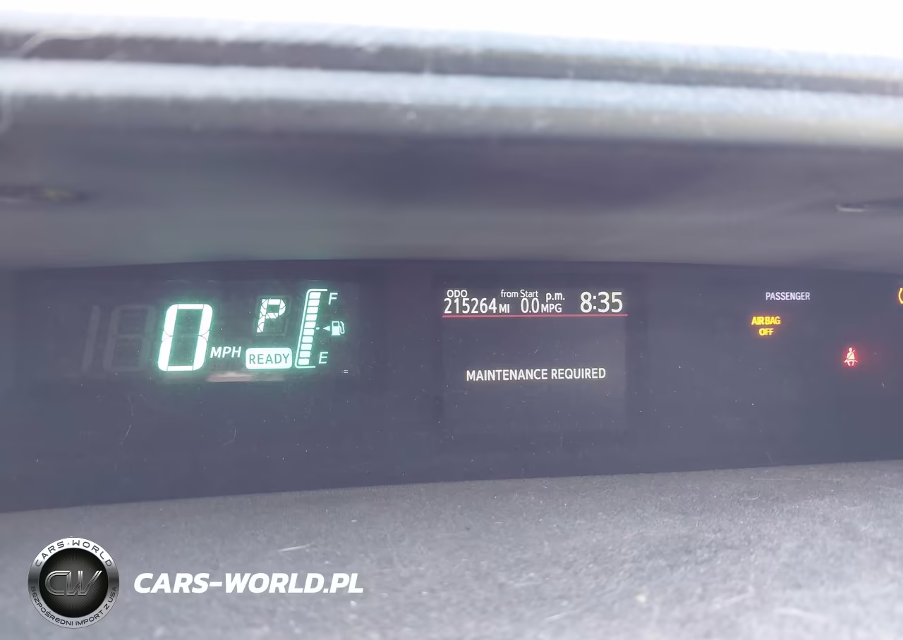 2012 Toyota Prius C Three VIN:JTDKDTB31C1028233 - 7
