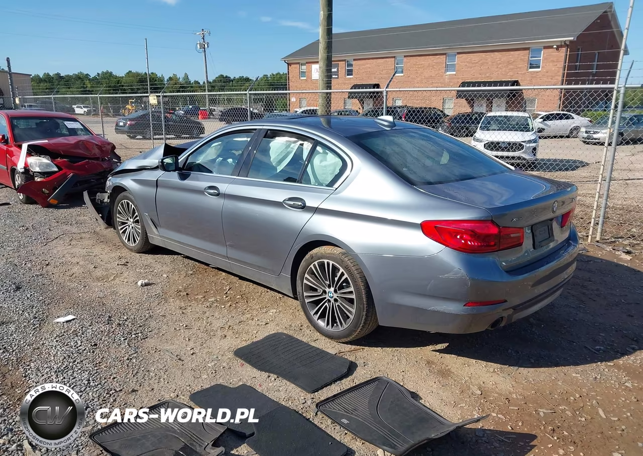 2017 BMW 530I xDrive VIN:WBAJA7C33HG905249 - 3