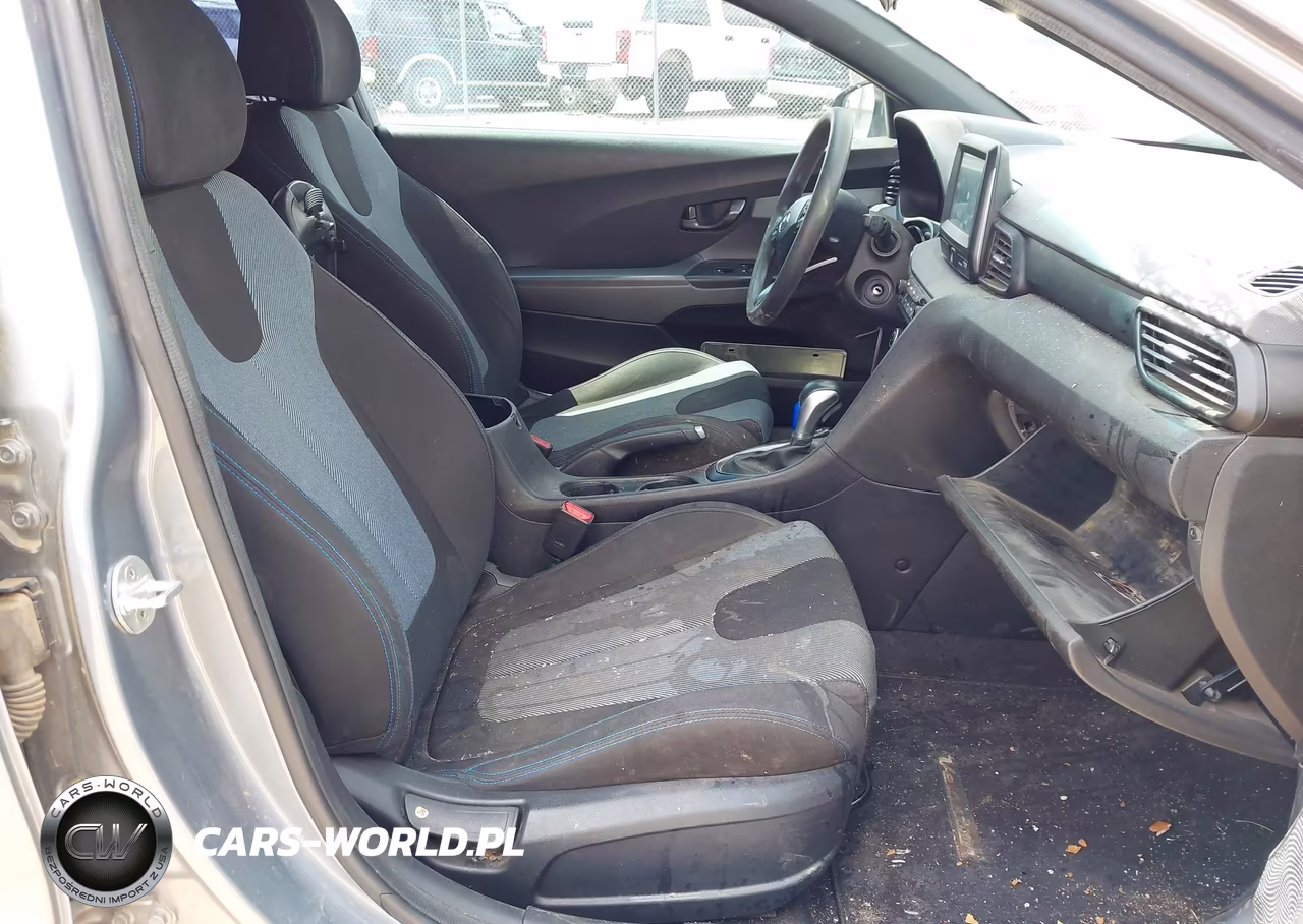 2019 Hyundai Veloster 2.0 VIN:KMHTG6AF5KU006267 - 5
