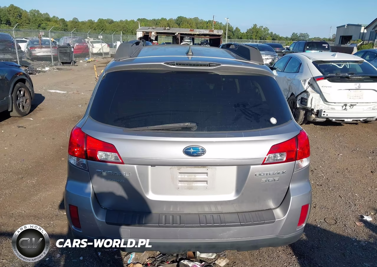 2011 Subaru Outback 3.6R Limited VIN:4S4BRDLC5B2315648 - 17