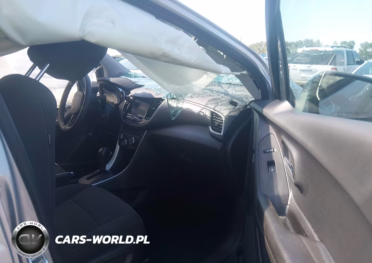 2022 Chevrolet Trax Fwd Ls VIN:KL7CJKSM8NB523359 - 5