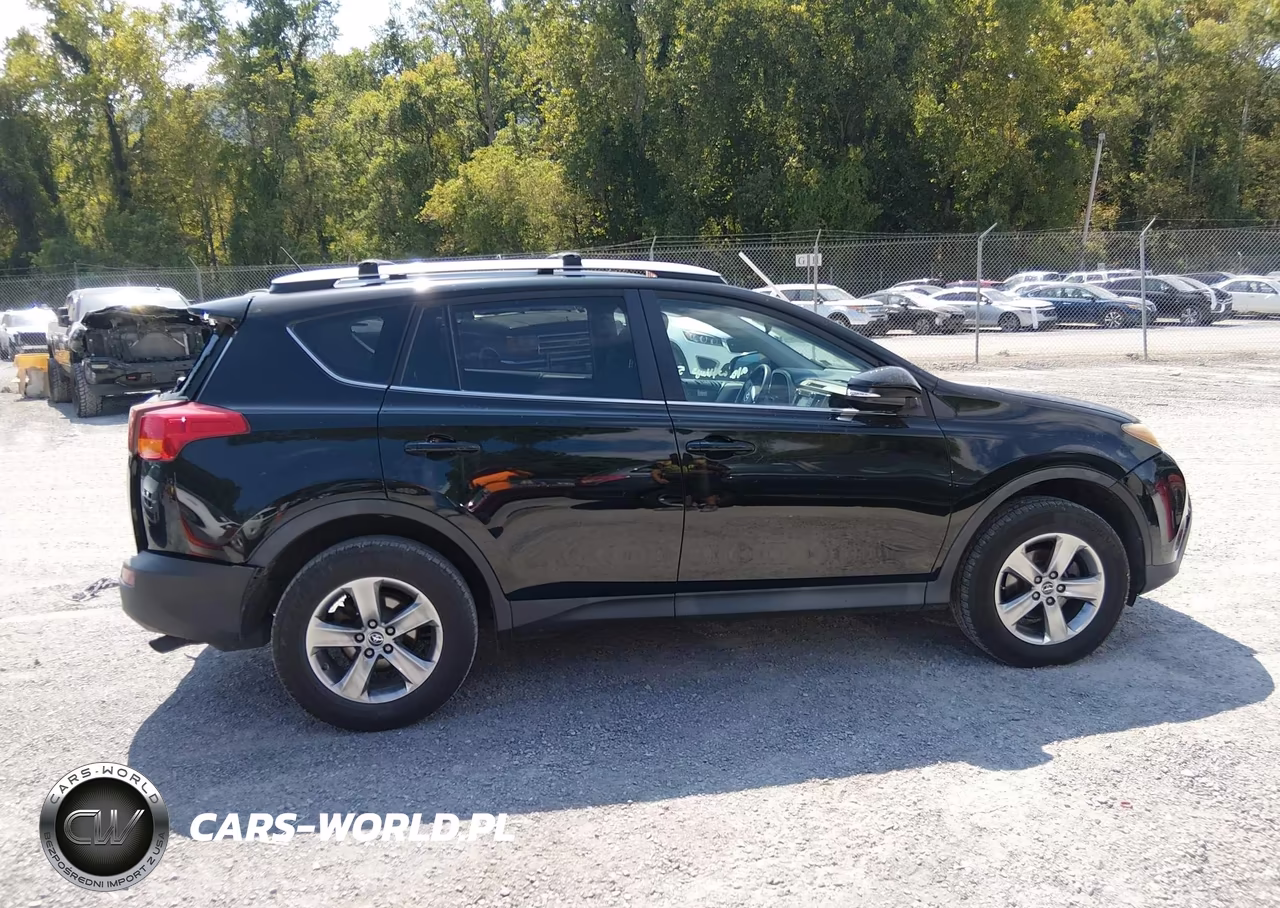 2015 Toyota Rav4 Xle VIN:2T3RFREV3FW260850 - 13