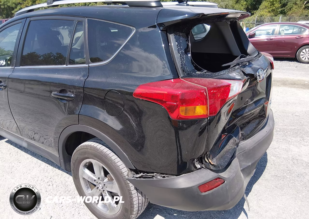 2015 Toyota Rav4 Xle VIN:2T3RFREV3FW260850 - 17