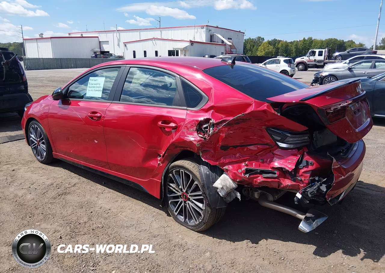 2023 Kia Forte Gt VIN:3KPF44AC5PE524602 - 3
