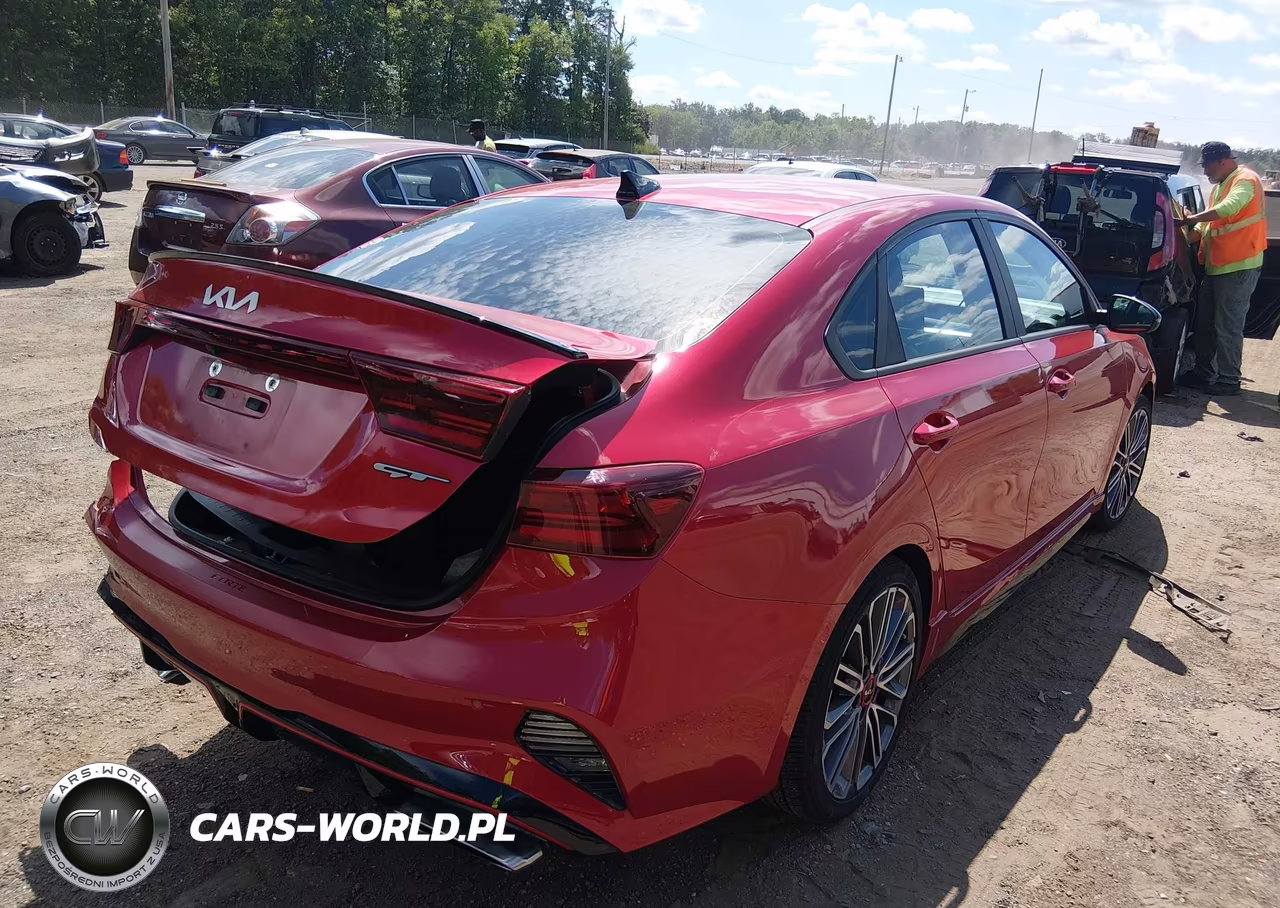 2023 Kia Forte Gt VIN:3KPF44AC5PE524602 - 4