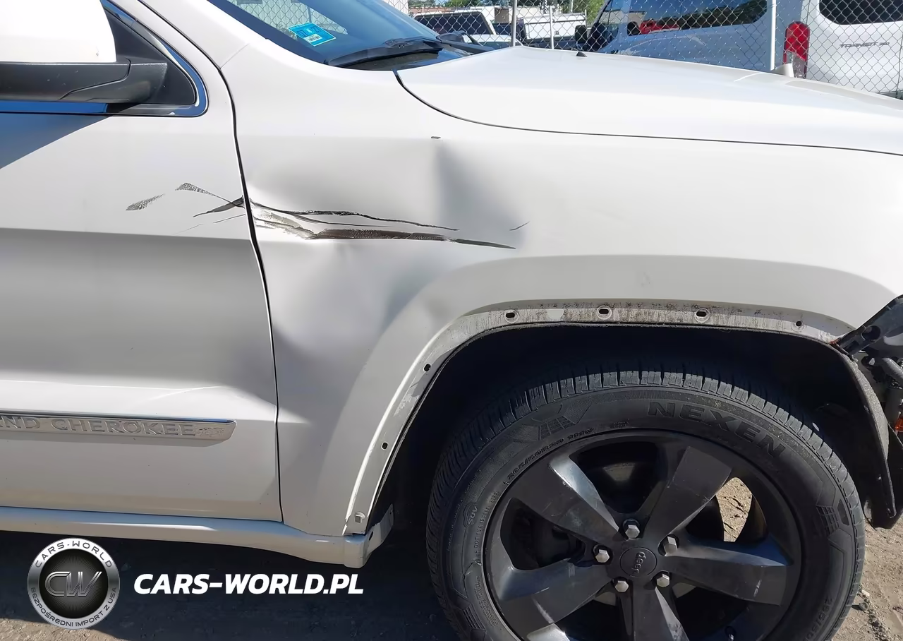 2012 Jeep Grand Cherokee Laredo VIN:1C4RJFAG7CC185556 - 14