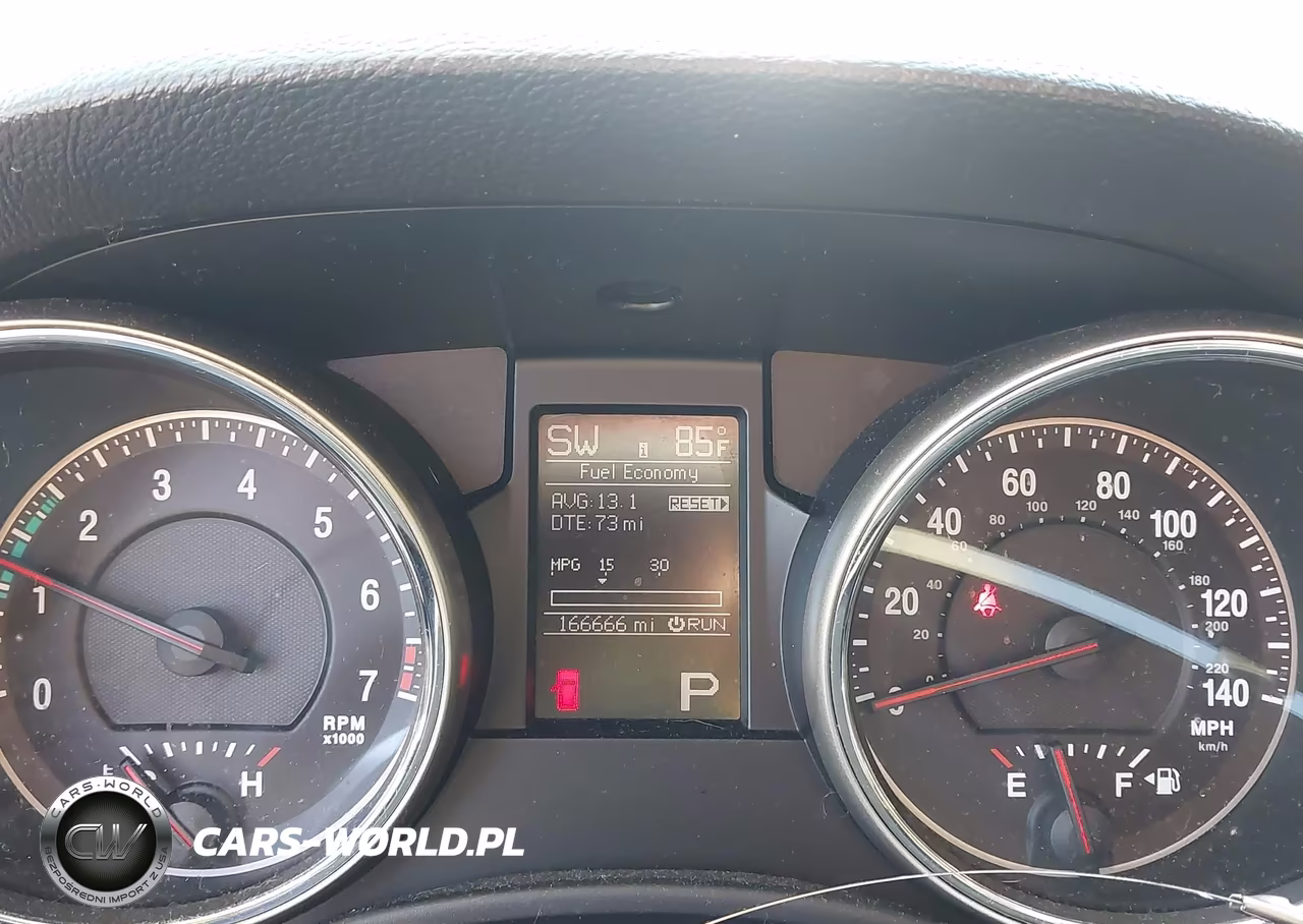 2012 Jeep Grand Cherokee Laredo VIN:1C4RJFAG7CC185556 - 7