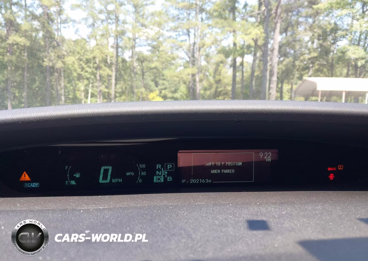 2013 Toyota Prius Two VIN:JTDKN3DU6D5664482 - 7