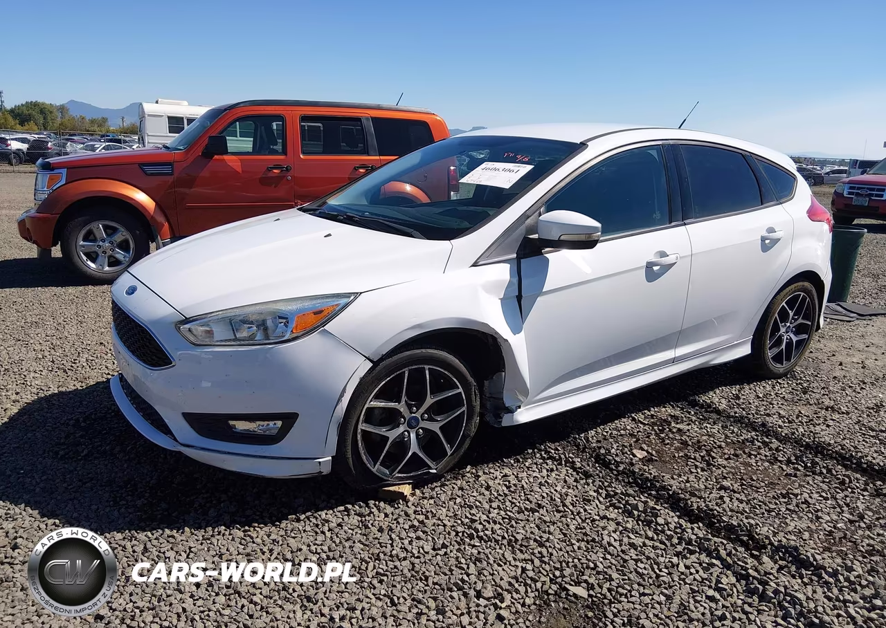 2016 Ford Focus Se VIN:1FADP3K2XGL289559 - 2