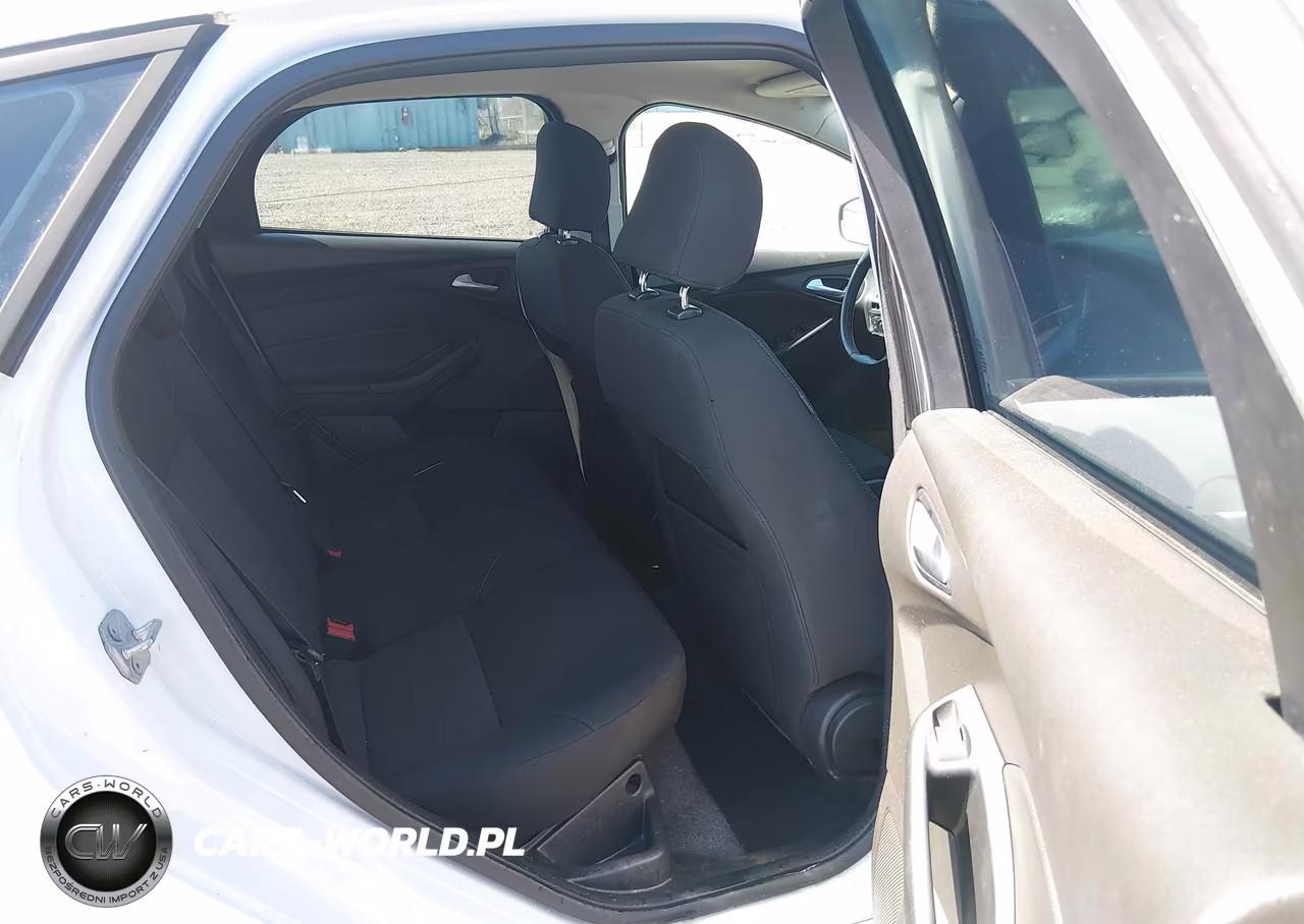 2016 Ford Focus Se VIN:1FADP3K2XGL289559 - 8