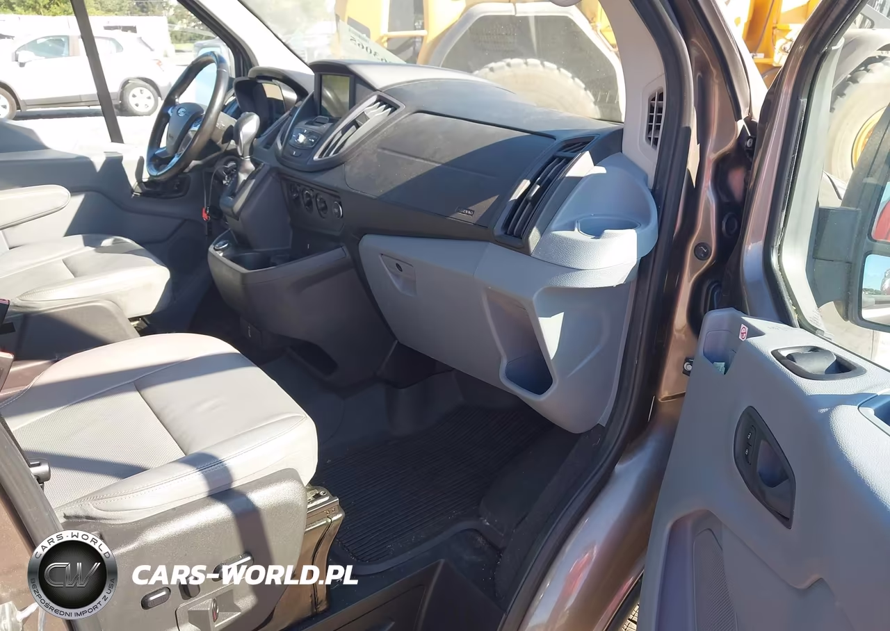 2019 Ford Transit-150 Xlt VIN:1FDZK1CGXKKB37580 - 5