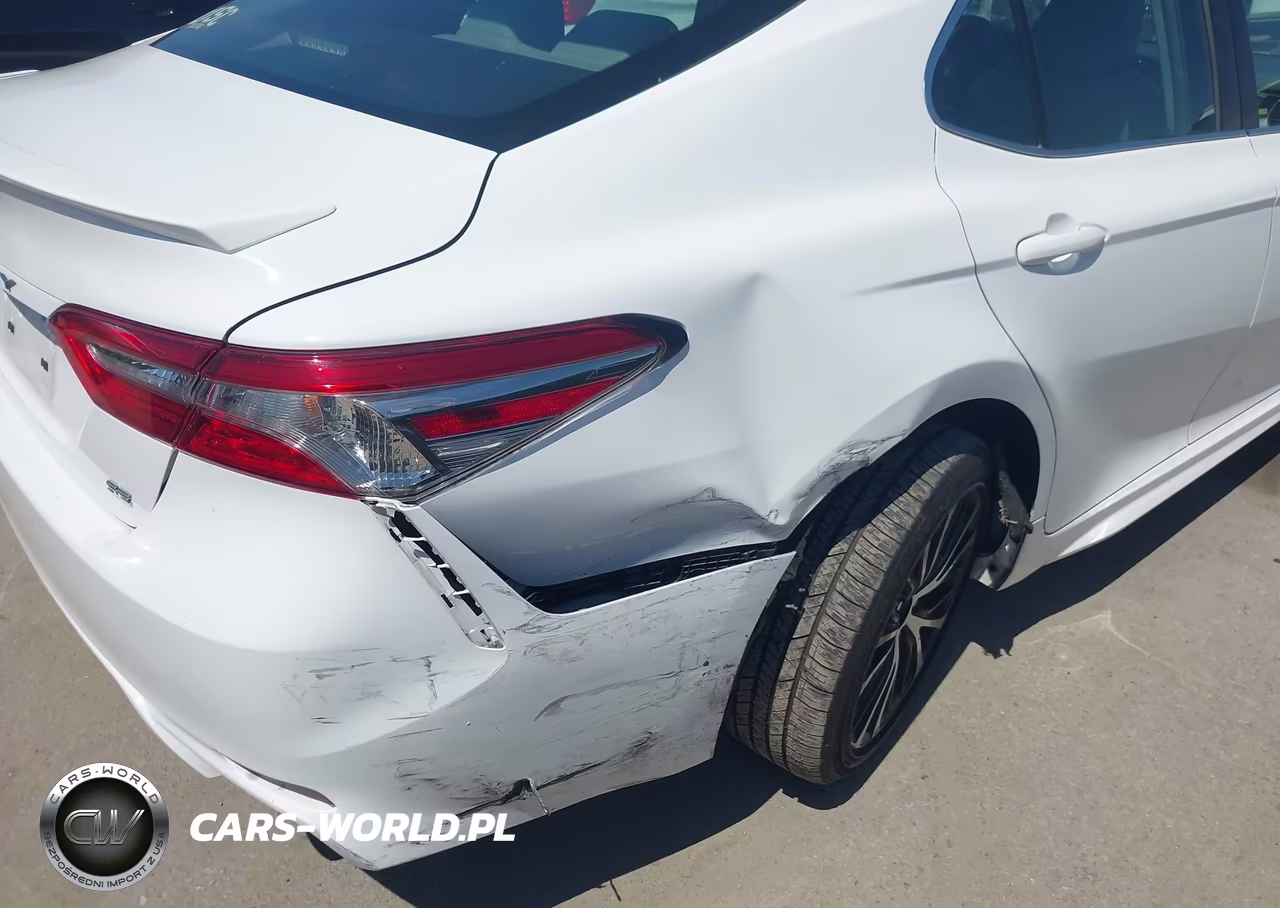 2018 Toyota Camry Se VIN:4T1B11HK6JU553050 - 6