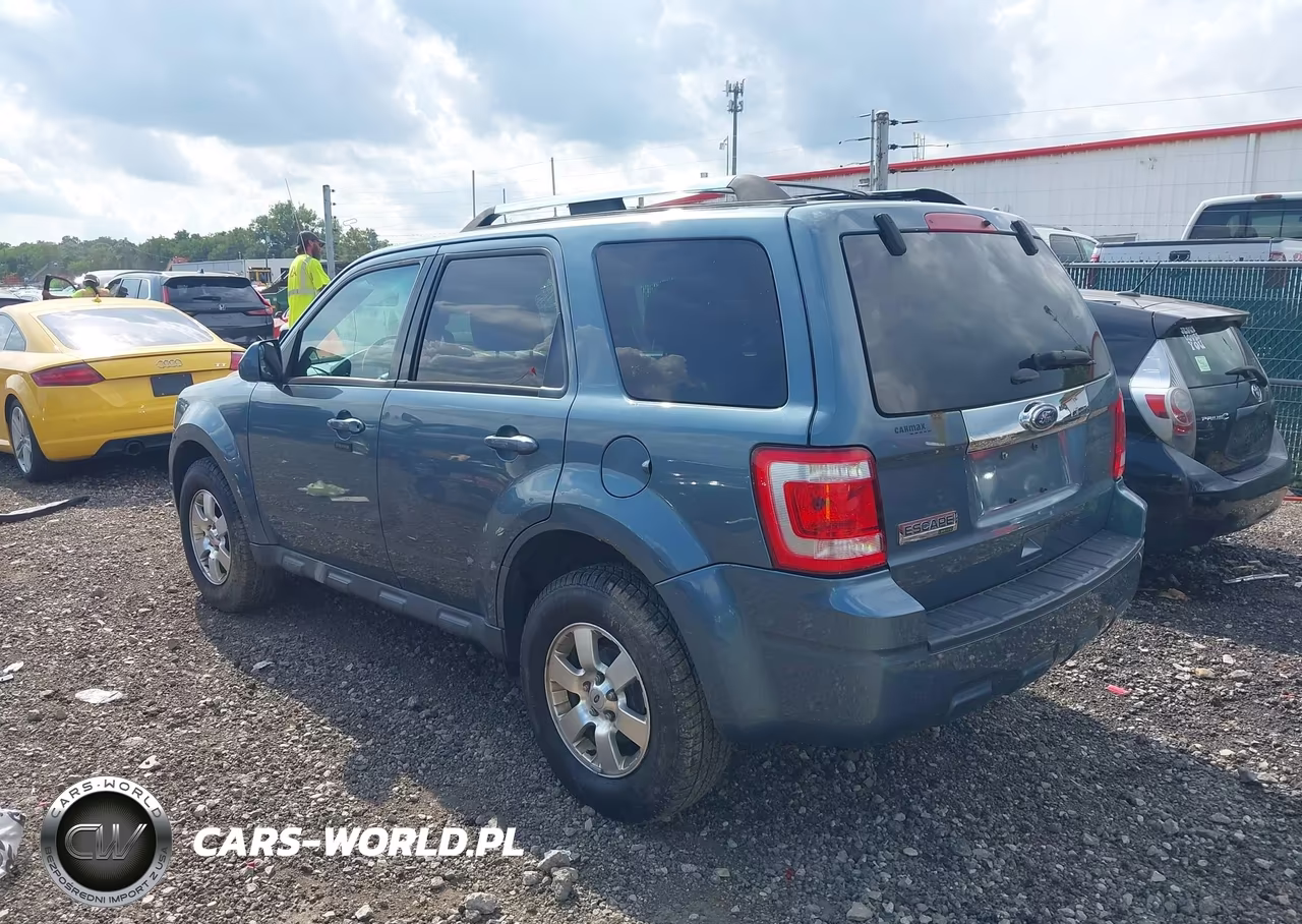 2011 Ford Escape Limited VIN:1FMCU0E79BKB89614 - 3