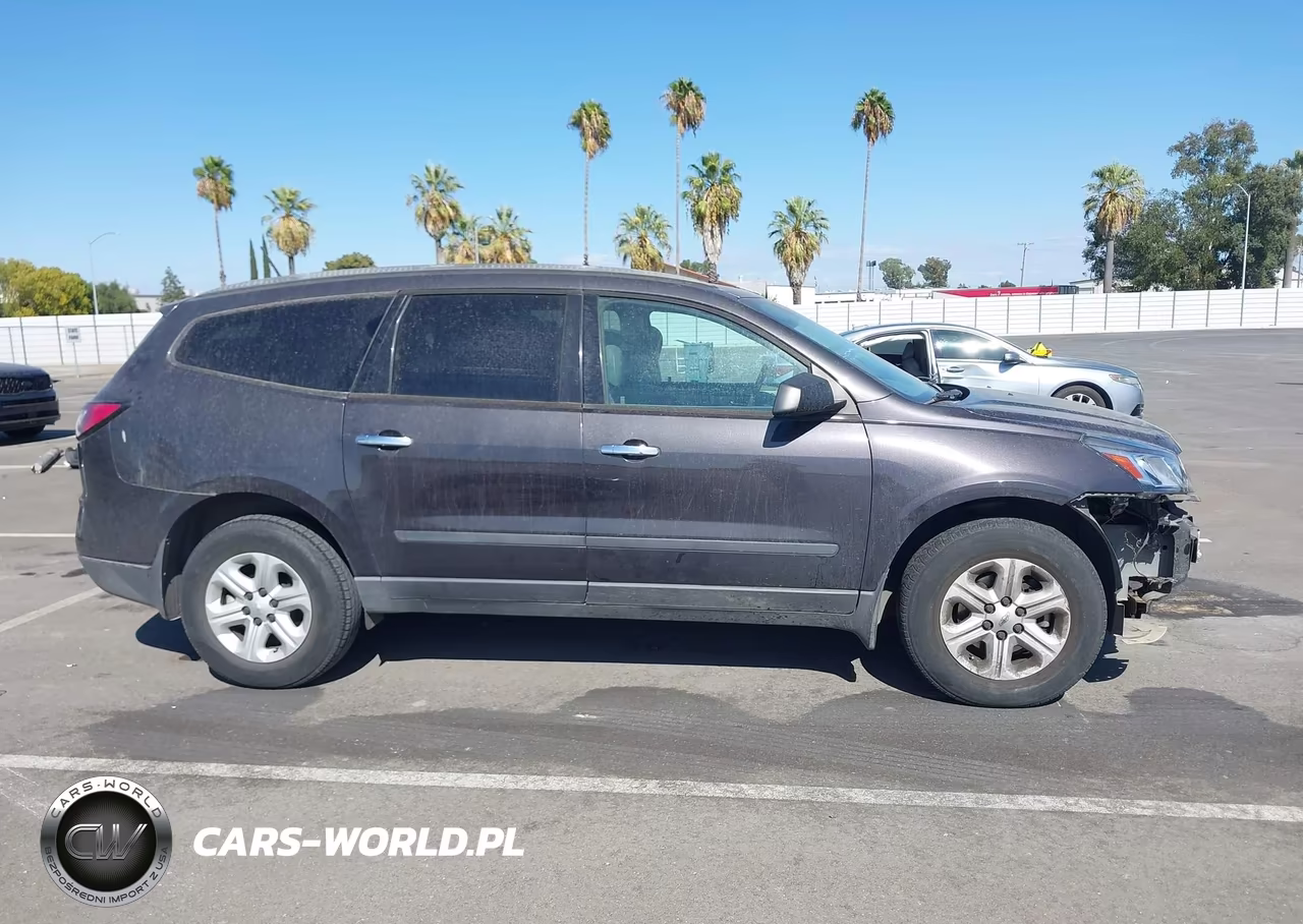 2017 Chevrolet Traverse Ls VIN:1GNKVFKD5HJ119611 - 14