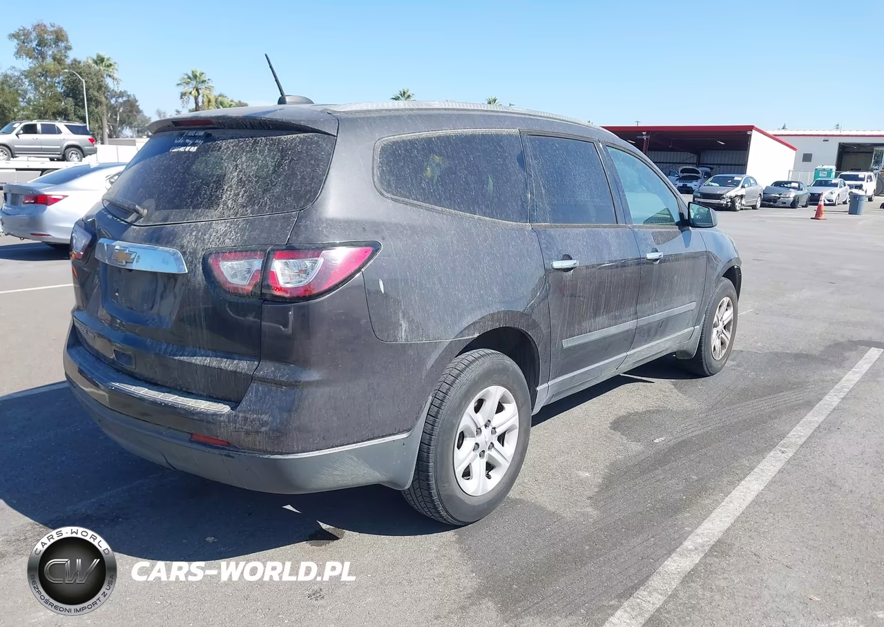2017 Chevrolet Traverse Ls VIN:1GNKVFKD5HJ119611 - 4