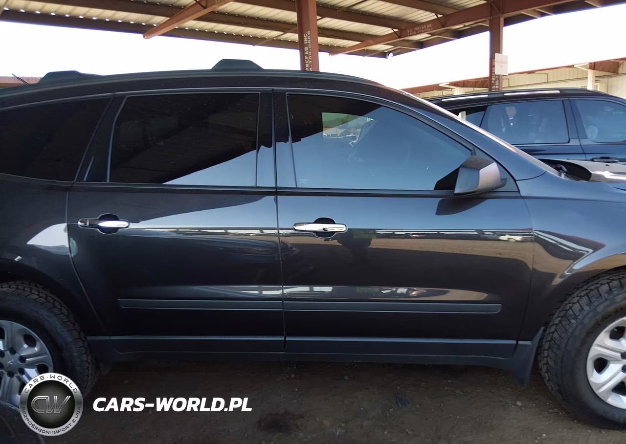2017 Chevrolet Traverse Ls VIN:1GNKVFKD4HJ333490 - 13