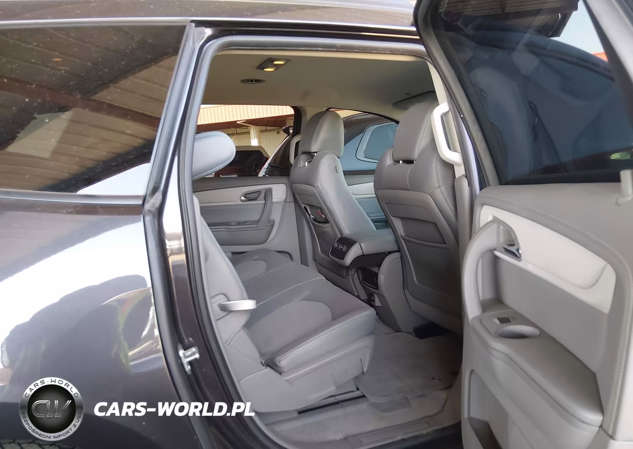 2017 Chevrolet Traverse Ls VIN:1GNKVFKD4HJ333490 - 8