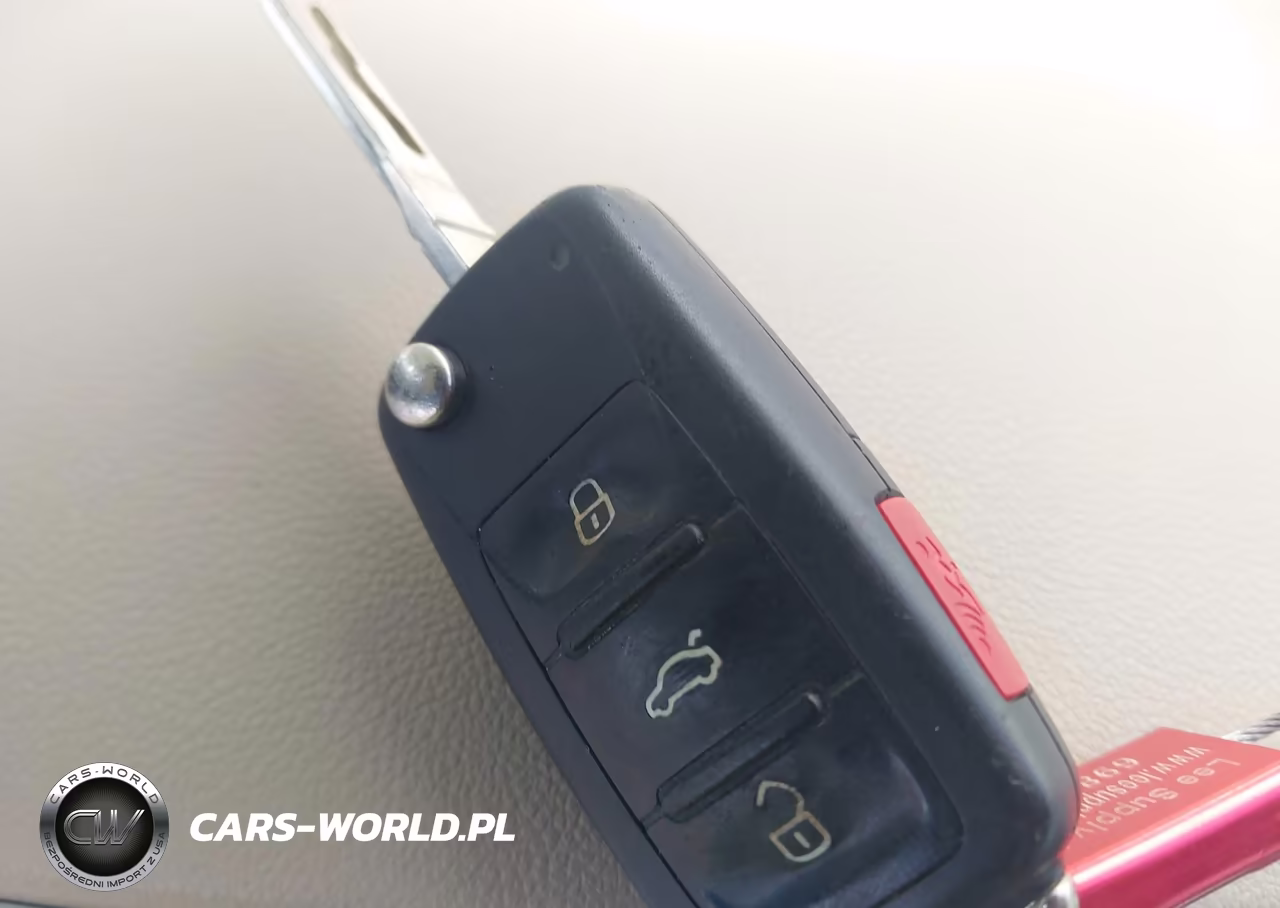 2014 Volkswagen Beetle 1.8T VIN:3VW517AT5EM816787 - 11
