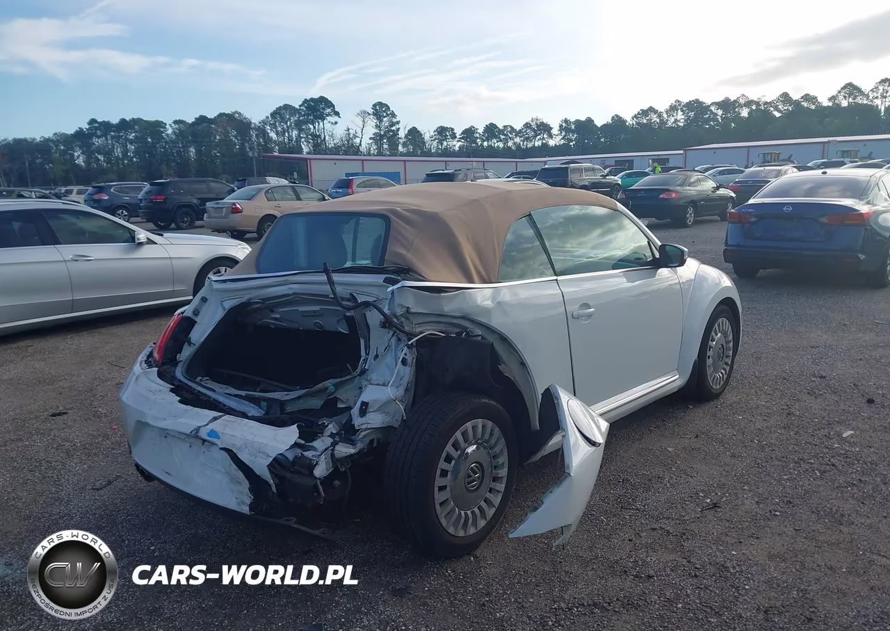 2014 Volkswagen Beetle 1.8T VIN:3VW517AT5EM816787 - 4