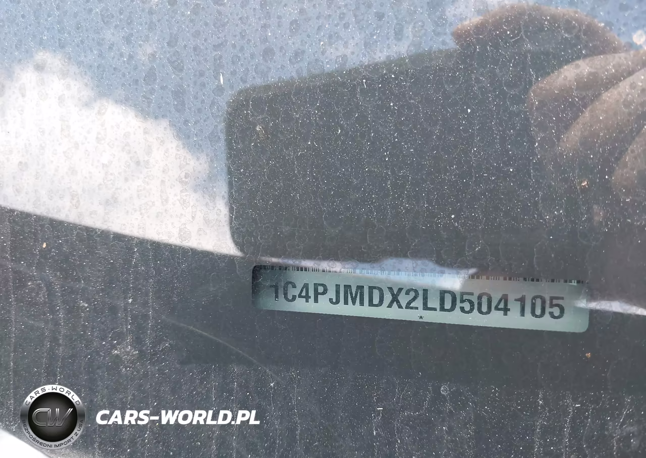 2020 Jeep Cherokee Limited 4X4 VIN:1C4PJMDX2LD504105 - 9