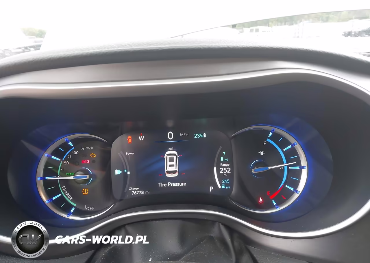 2022 Chrysler Pacifica Hybrid Touring L VIN:2C4RC1L71NR124238 - 7