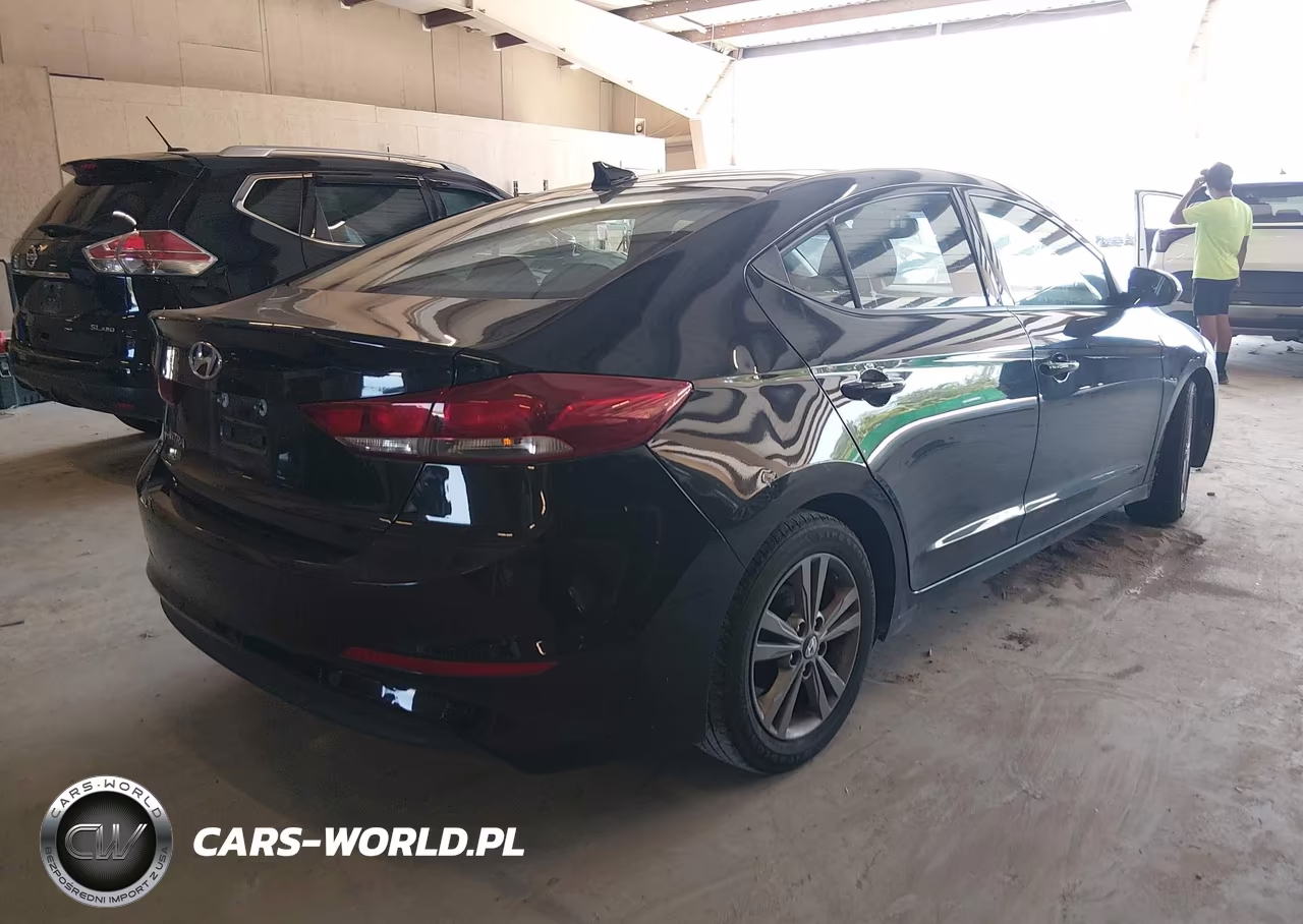 2017 Hyundai Elantra Value Edition VIN:5NPD84LF1HH173557 - 4