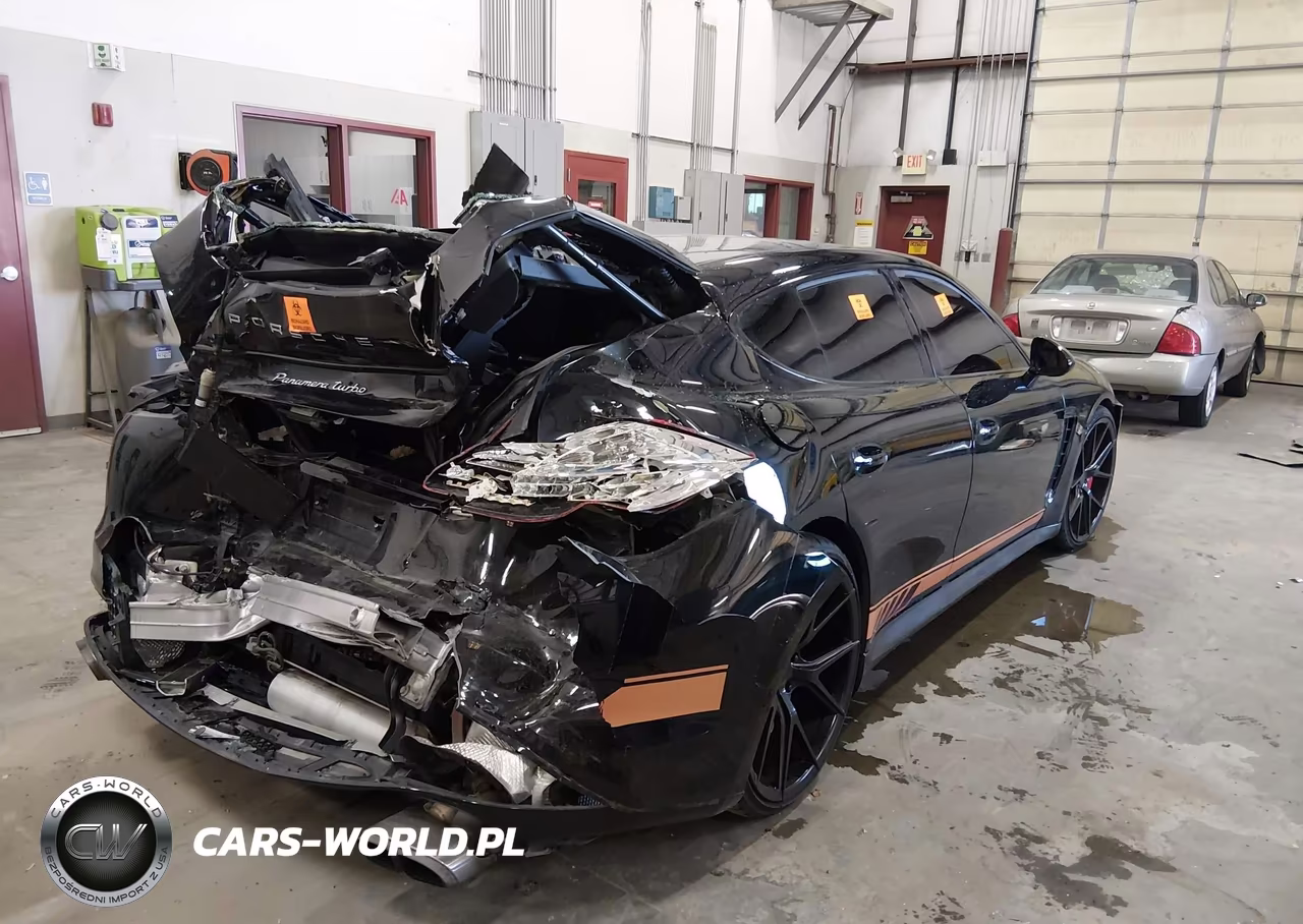 2010 Porsche Panamera Turbo VIN:WP0AC2A70AL091676 - 4