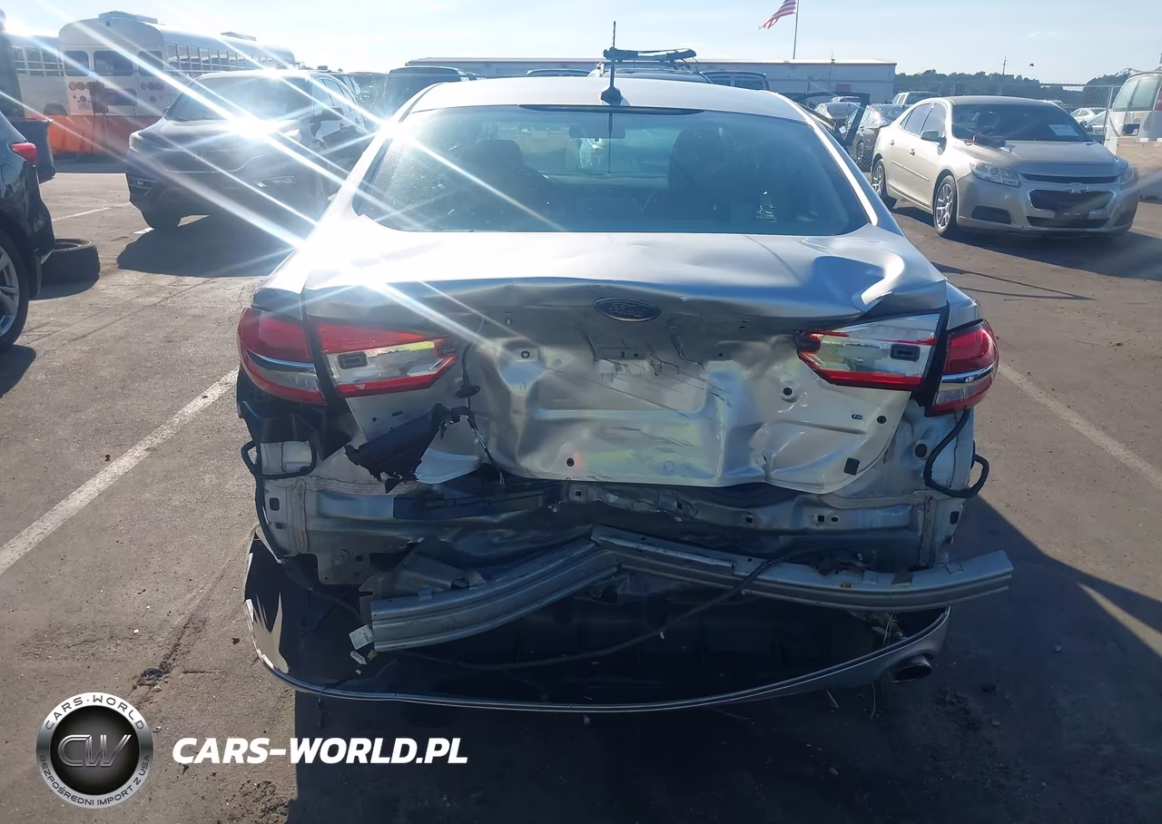 2018 Ford Fusion Se VIN:3FA6P0HD0JR135452 - 17