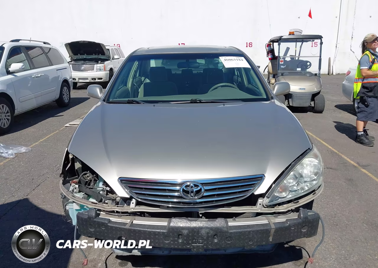 2005 Toyota Camry Le VIN:JTDBE30K453026684 - 13