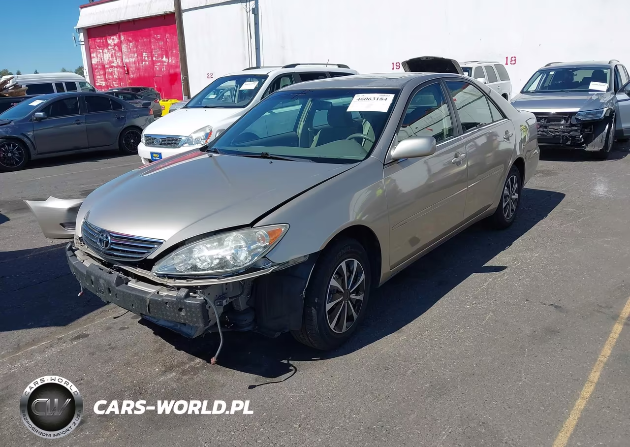 2005 Toyota Camry Le VIN:JTDBE30K453026684 - 2