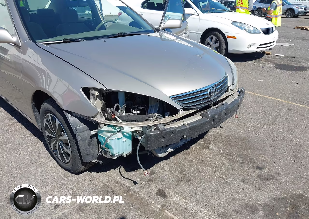 2005 Toyota Camry Le VIN:JTDBE30K453026684 - 6