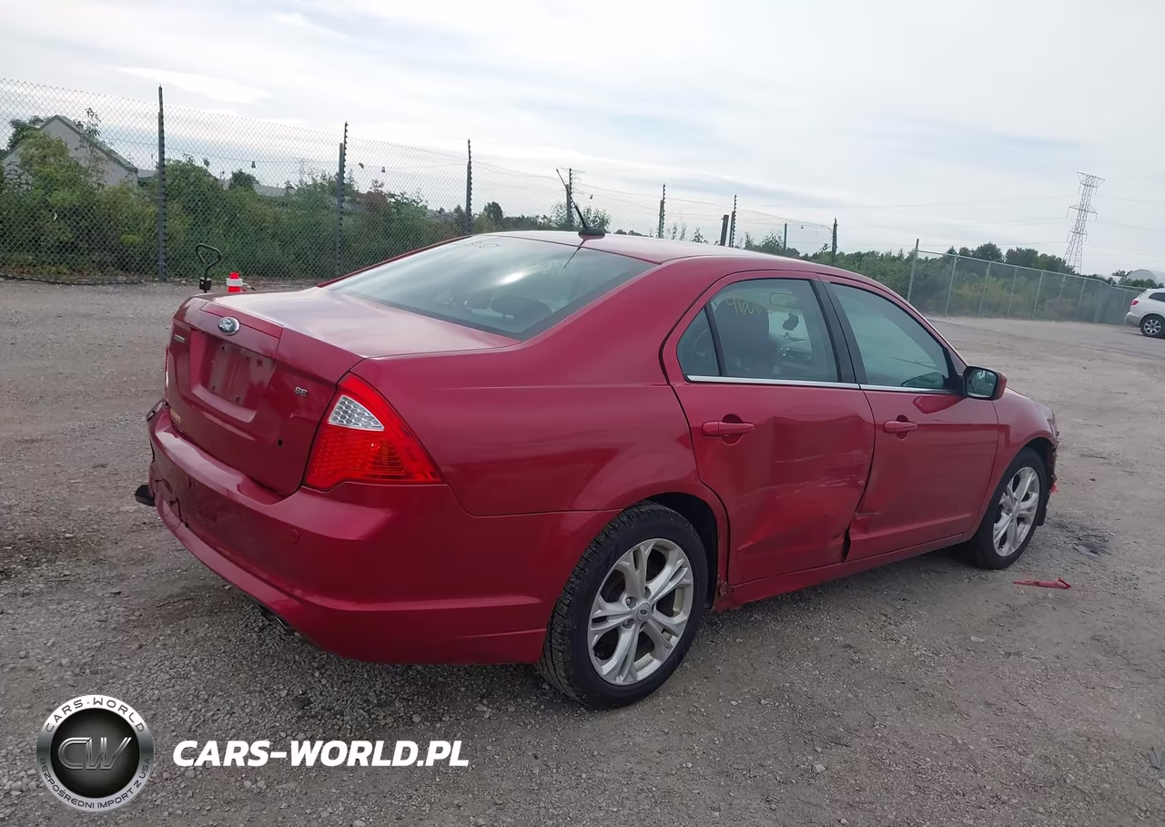 2012 Ford Fusion Se VIN:3FAHP0HA2CR430182 - 4