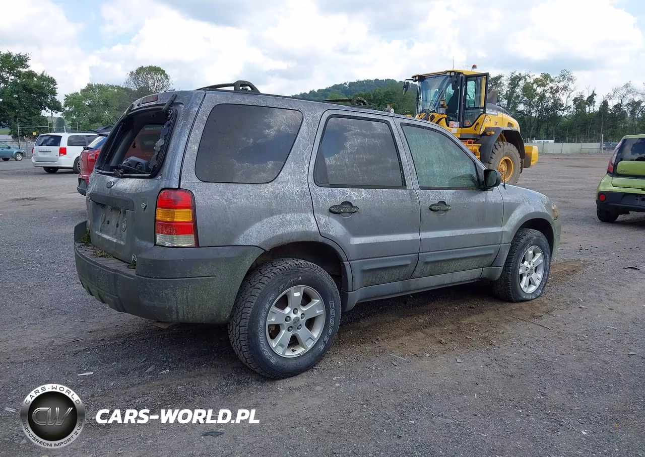 2007 Ford Escape Xlt-Xlt Sport VIN:1FMCU93107KA43578 - 4