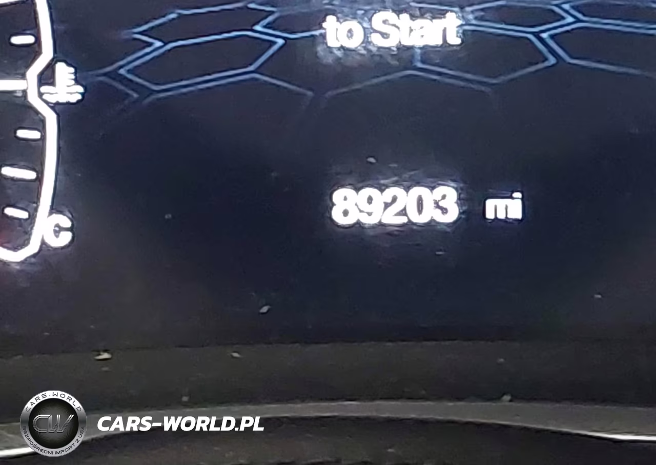 2018 Jeep Compass Latitude 4X4 VIN:3C4NJDBB3JT398690 - 16