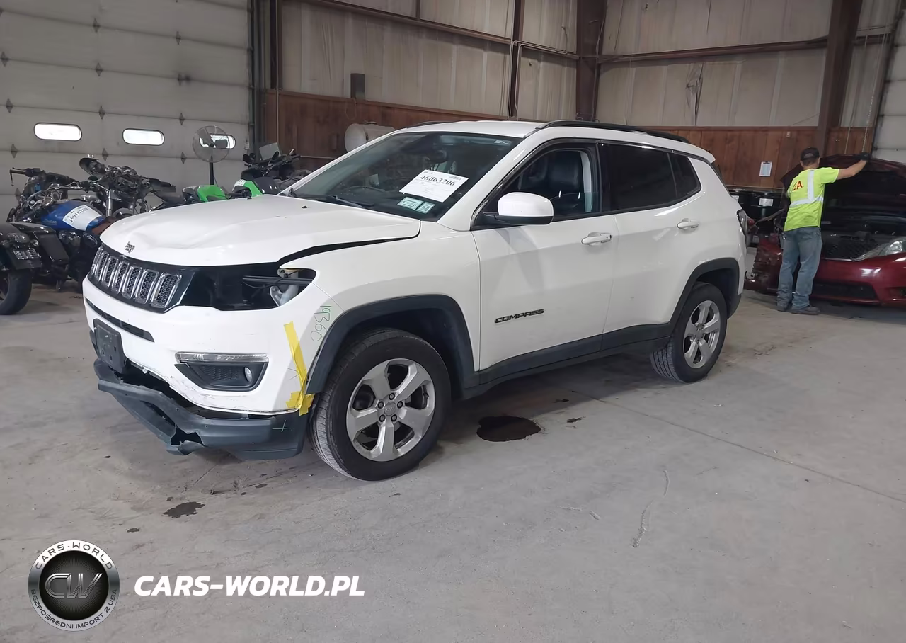 2018 Jeep Compass Latitude 4X4 VIN:3C4NJDBB3JT398690 - 2