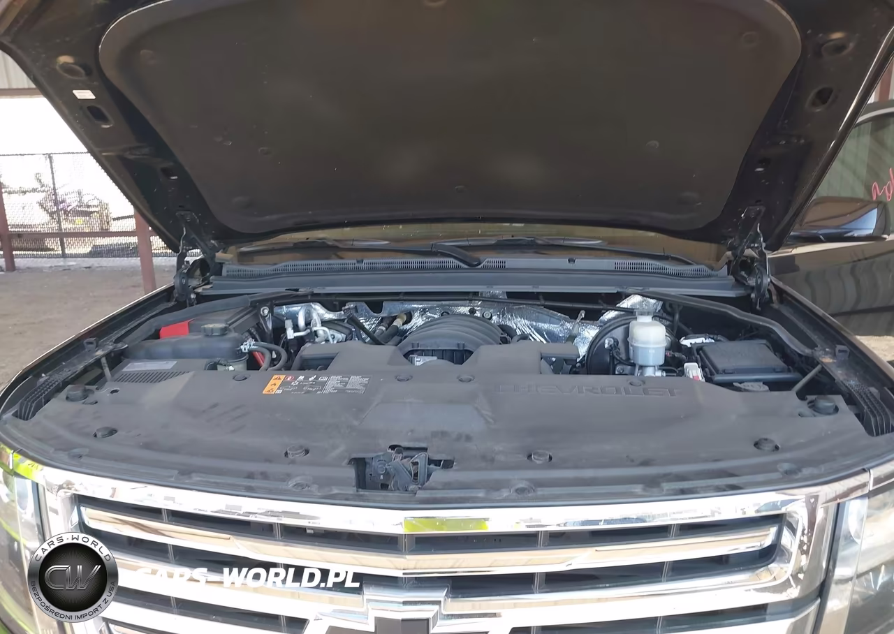 2018 Chevrolet Tahoe Ls VIN:1GNSCAKC3JR327798 - 10