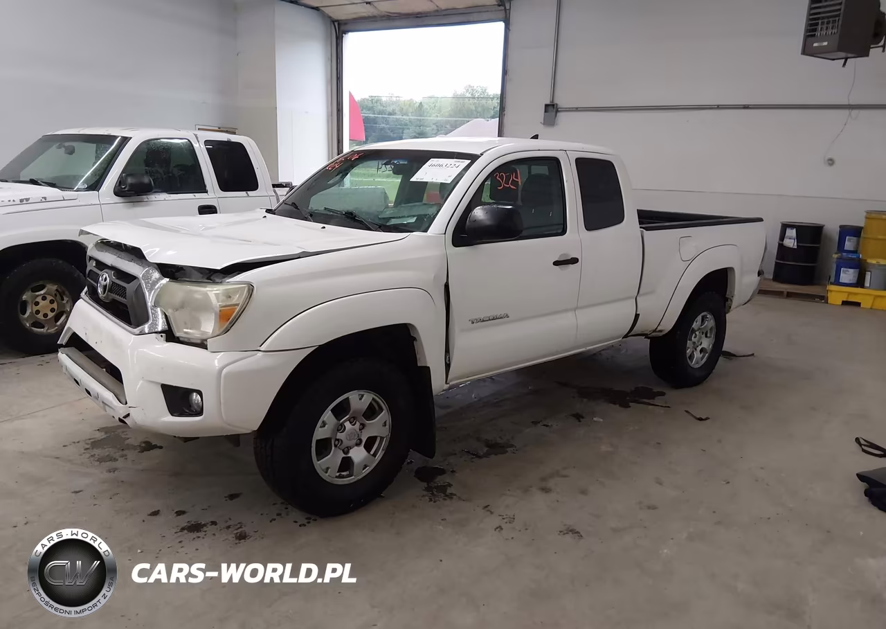 2015 Toyota Tacoma Base V6 VIN:5TFUU4EN8FX113745 - 2