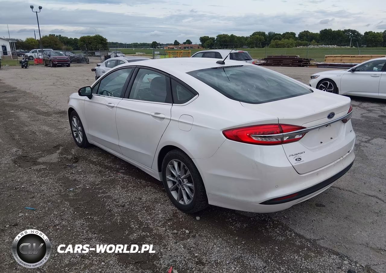 2017 Ford Fusion Se VIN:3FA6P0H77HR215366 - 3