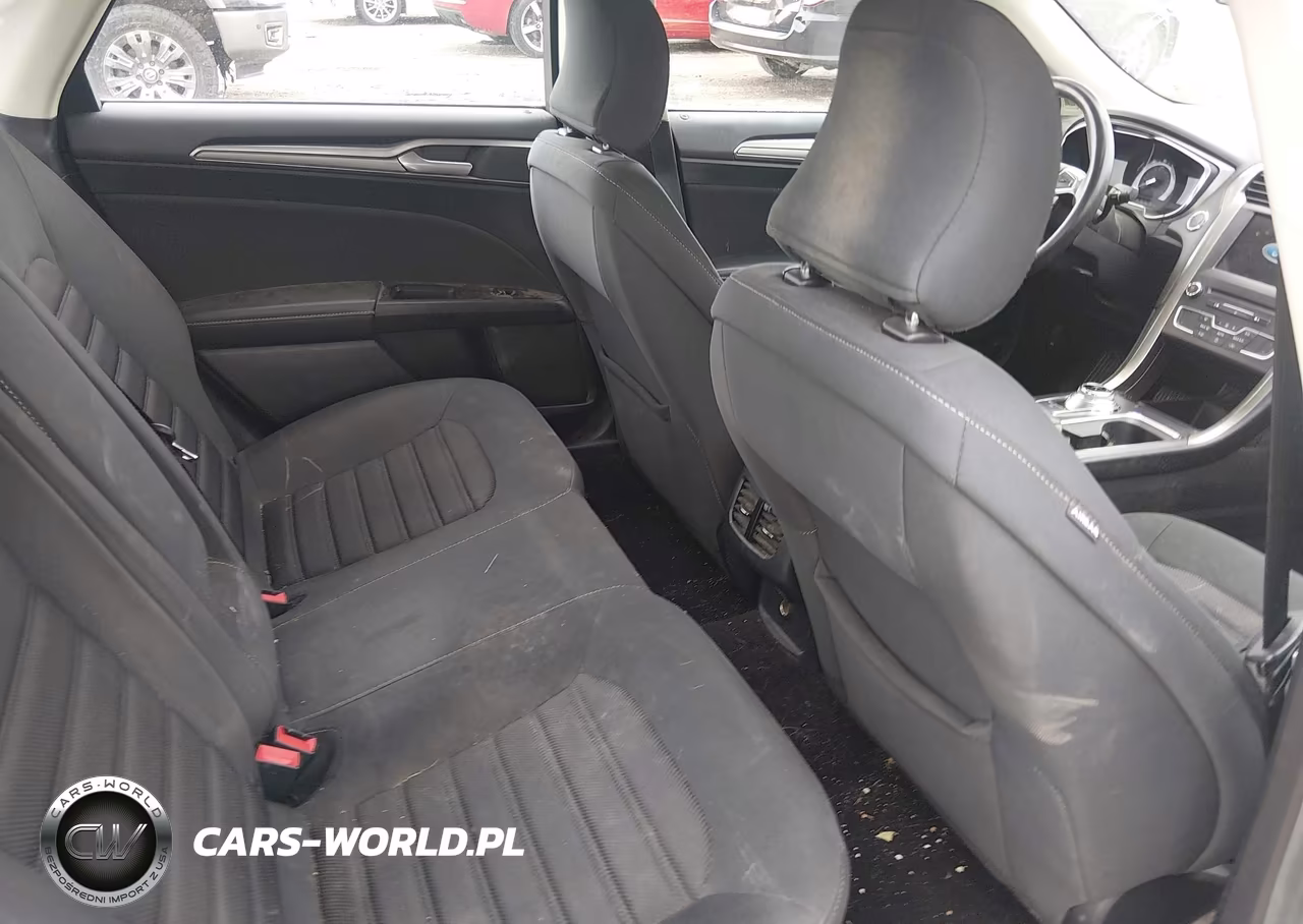 2017 Ford Fusion Se VIN:3FA6P0H77HR215366 - 8