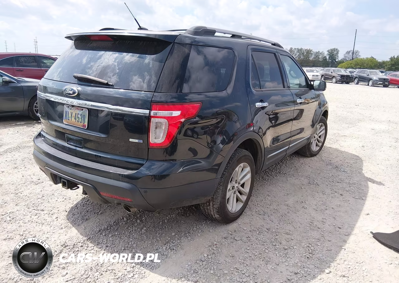 2014 Ford Explorer Xlt VIN:1FM5K8D87EGA74010 - 4