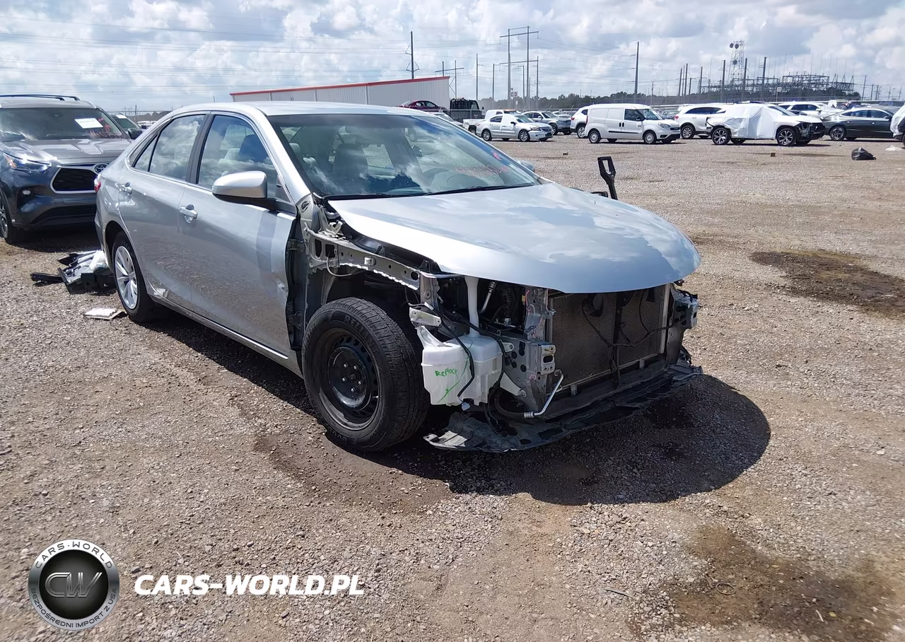 2017 Toyota Camry Le VIN:4T1BF1FK6HU663451 - 1