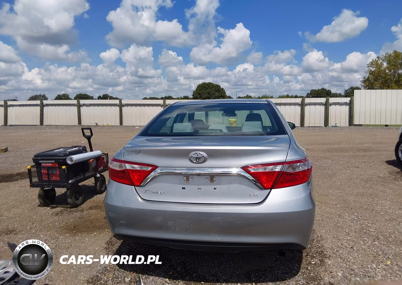 2017 Toyota Camry Le VIN:4T1BF1FK6HU663451 - 17