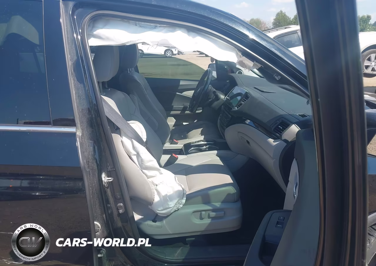 2019 Honda Pilot Elite VIN:5FNYF6H05KB007183 - 5