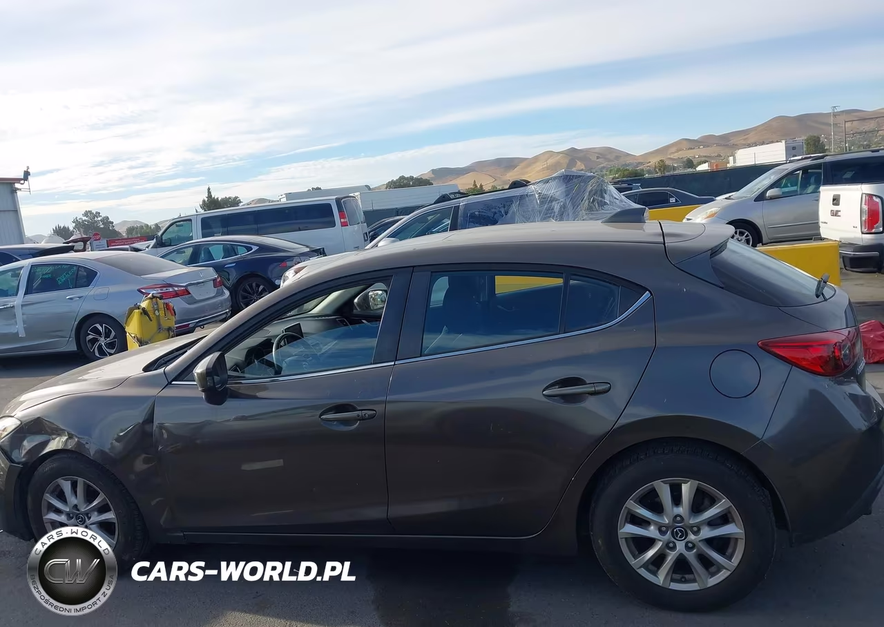 2015 Mazda Mazda3 I Touring VIN:JM1BM1L73F1246605 - 14