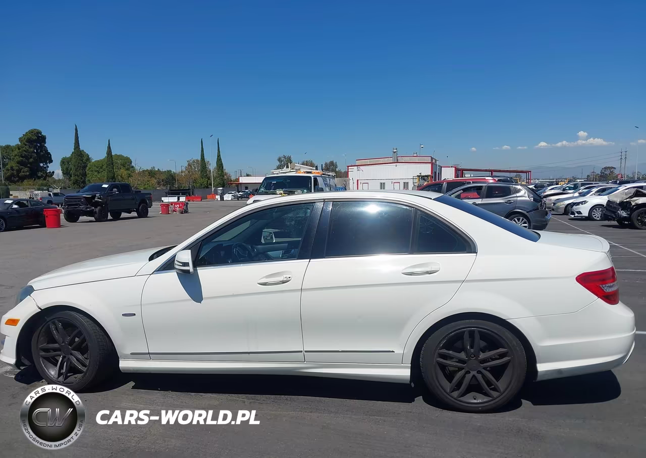 2012 Mercedes-Benz C 250 Sport VIN:WDDGF4HB2CR211216 - 14