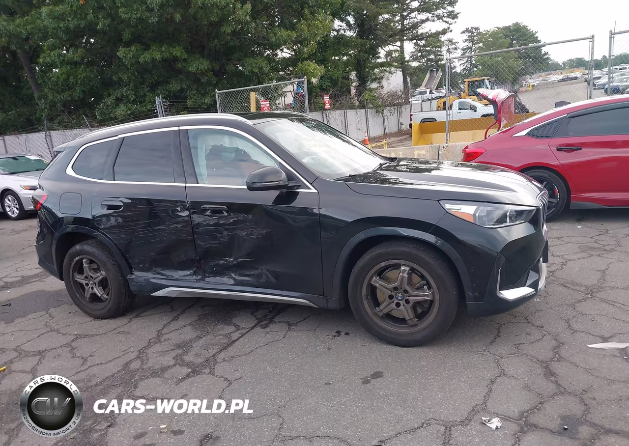 2025 BMW X1 xDrive28I VIN:WBX73EF02S5036923 - 13