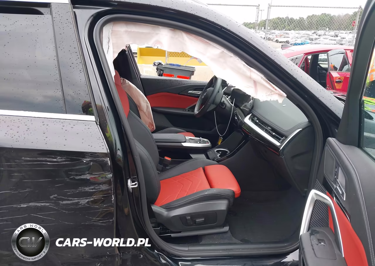 2025 BMW X1 xDrive28I VIN:WBX73EF02S5036923 - 5