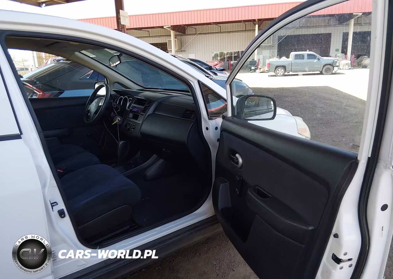 2010 Nissan Versa 1.6 VIN:3N1CC1AP4AL385172 - 5